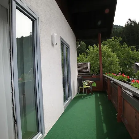 Appartementhaus Aue 361 Daire Kotschach-Mauthen